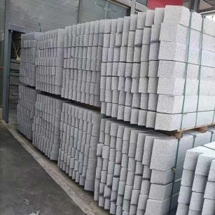 马鞍山芝麻白树围石 树池