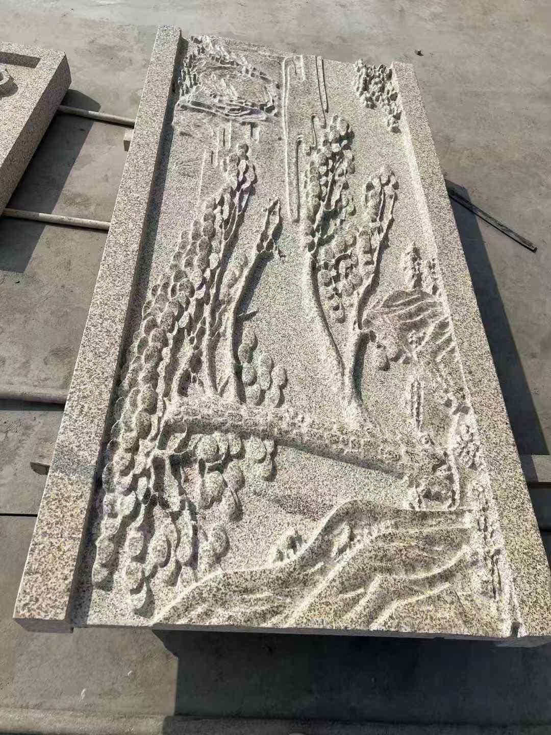 马鞍山黄金麻别墅雕刻版 别墅私人定制