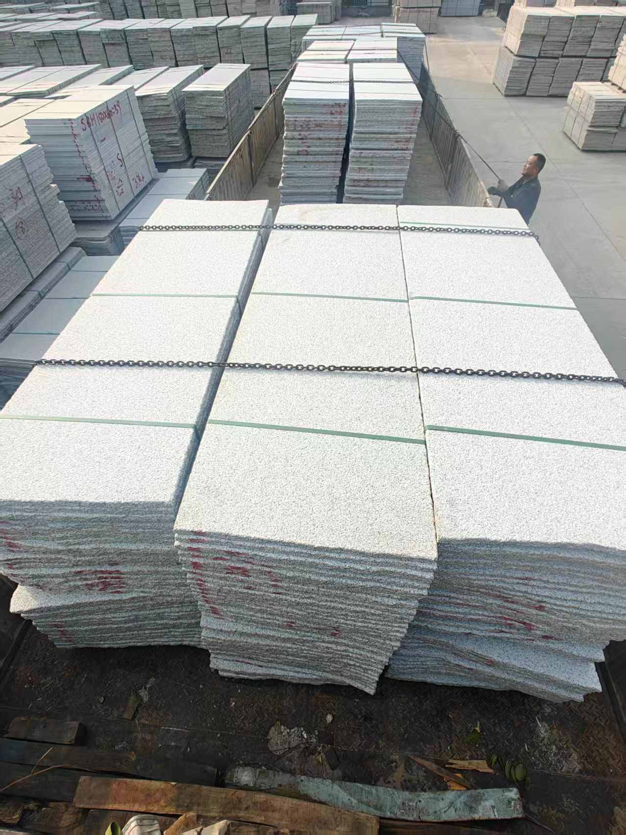 马鞍山芝麻白毛板，石材毛板