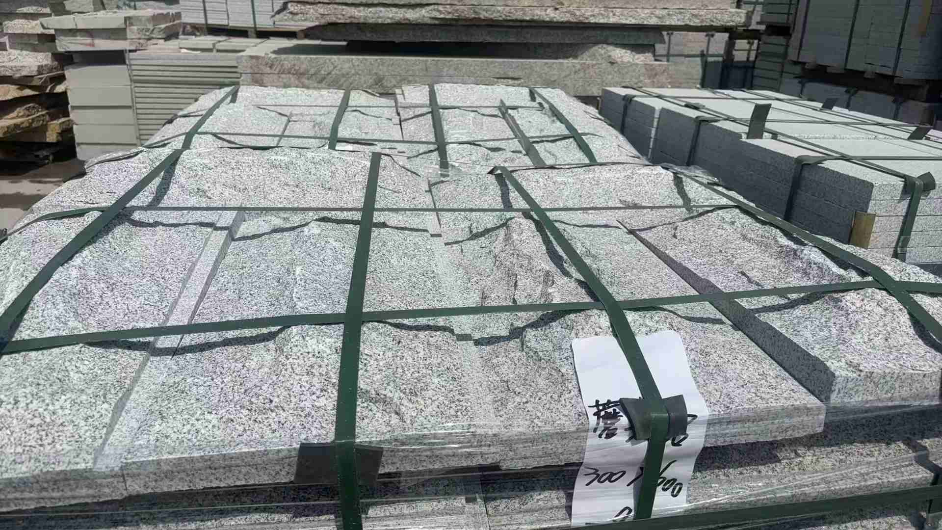 马鞍山蘑菇石 自然面