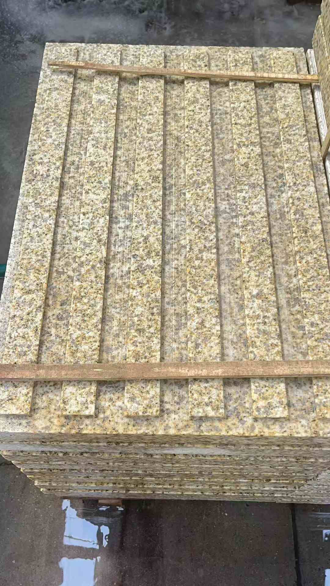 马鞍山黄金麻盲道 石材盲道